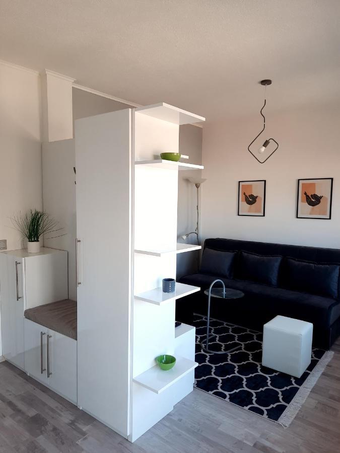 Apartman Daniela SJJ Exterior foto