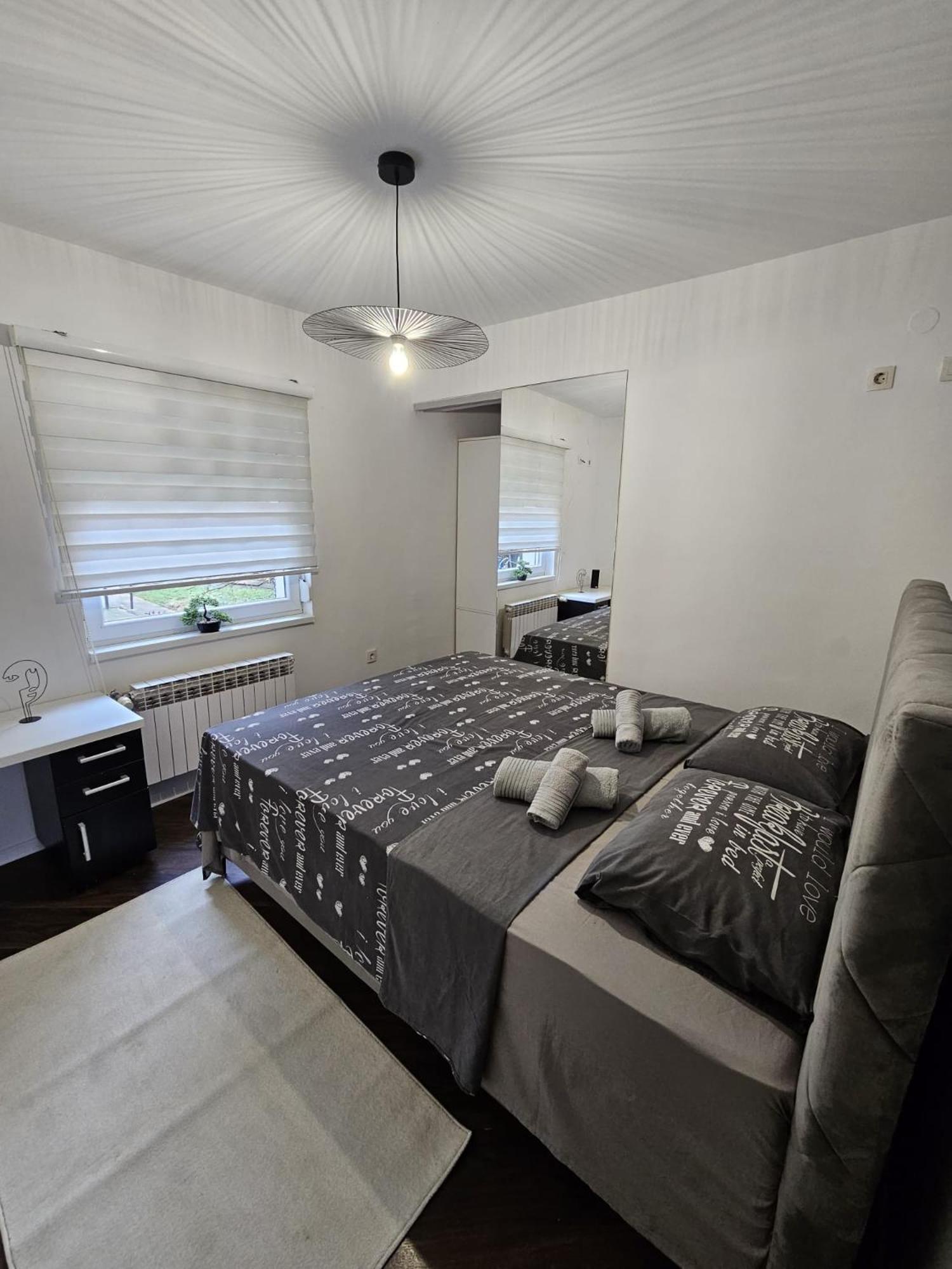 Apartman Daniela SJJ Exterior foto